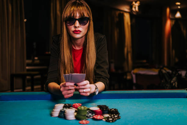 intertogel mobile dashboard showing tier status, weekly cashback balance, and milestone progress